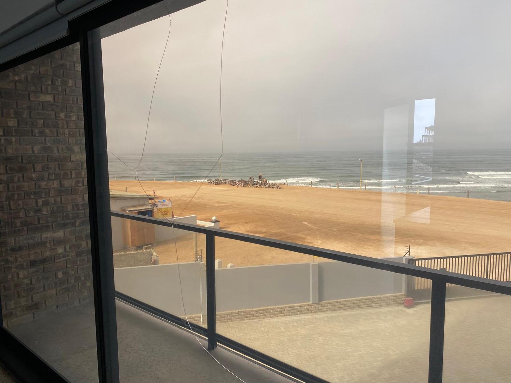 Diestrandwolf Sea View Self Catering Henties Bay ภายนอก รูปภาพ