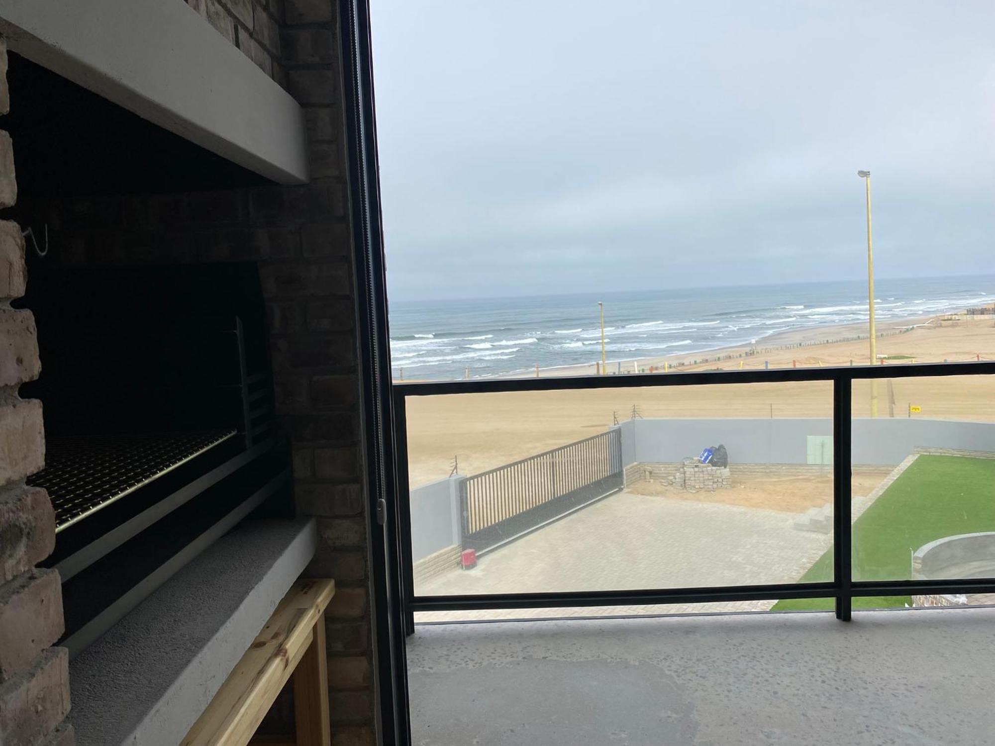 Diestrandwolf Sea View Self Catering Henties Bay ภายนอก รูปภาพ