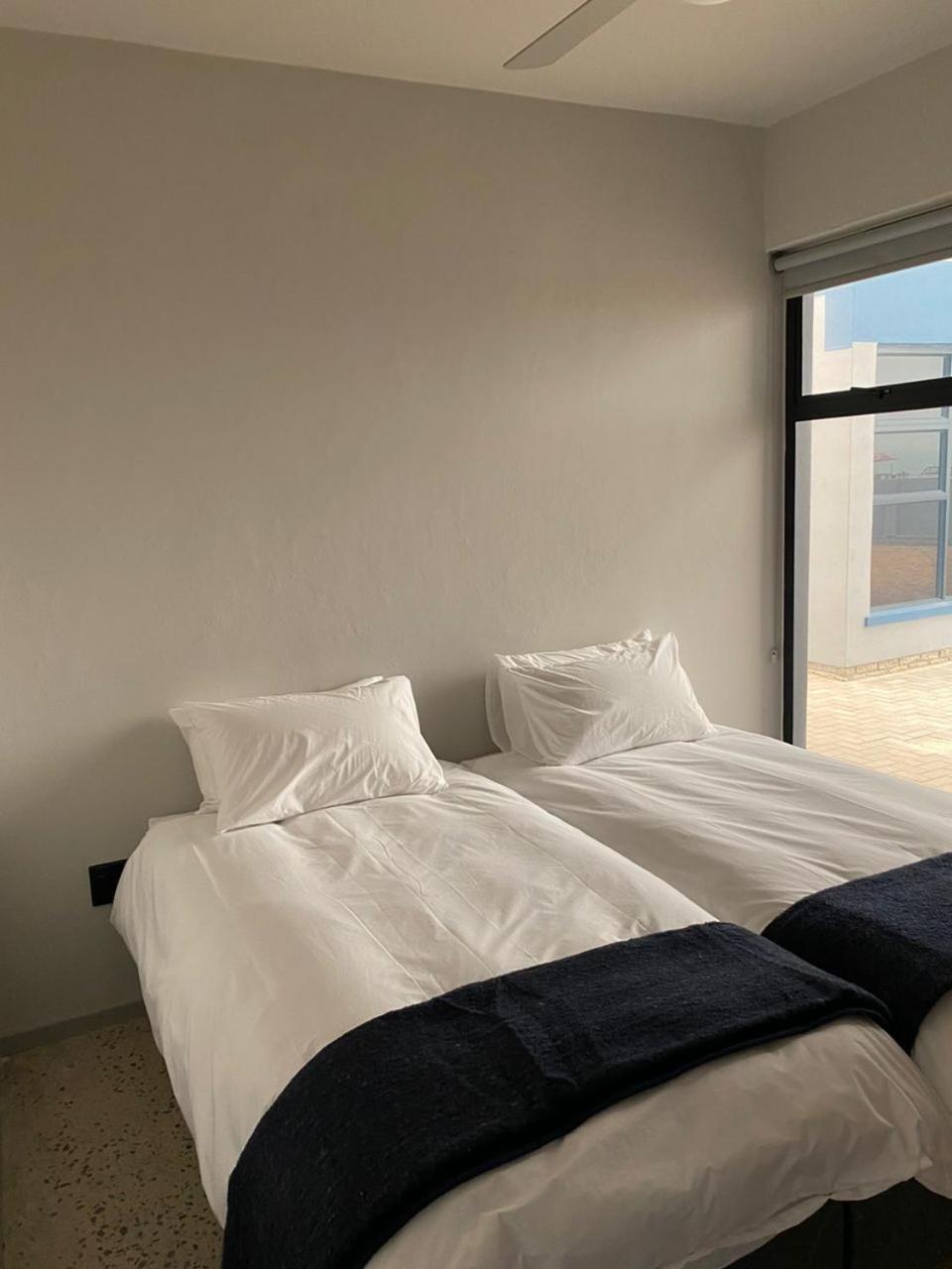 Diestrandwolf Sea View Self Catering Henties Bay ภายนอก รูปภาพ